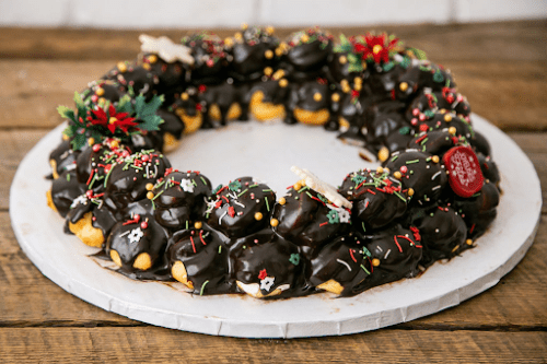 profiterole wreath